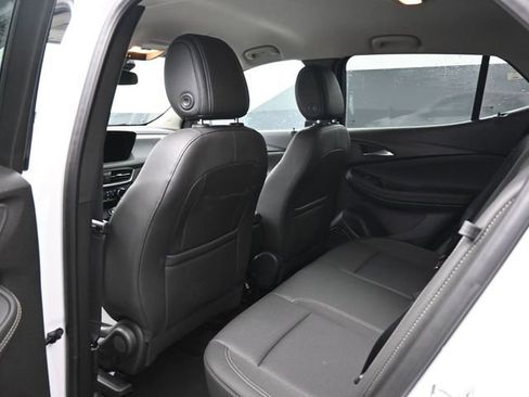 Used 2025 Buick Encore GX Preferred image 14