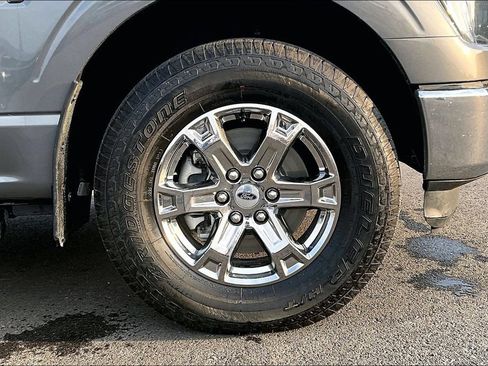 Used 2022 Ford F150 Lariat AWD/4WD image 9