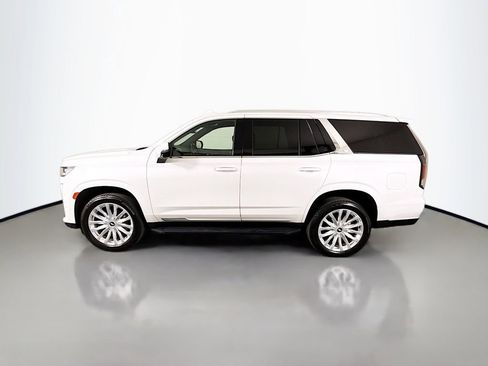 Used 2022 Cadillac Escalade Luxury AWD/4WD image 4