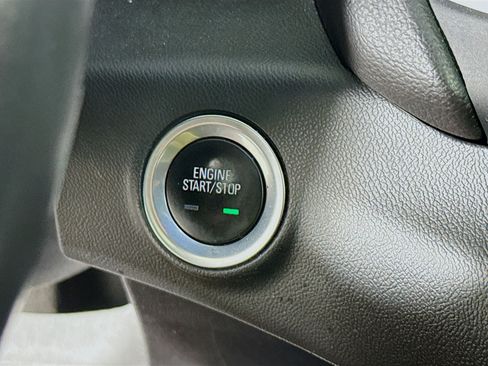 Used 2019 GMC Terrain SLE w/ Driver Convenience Package FWD image 19