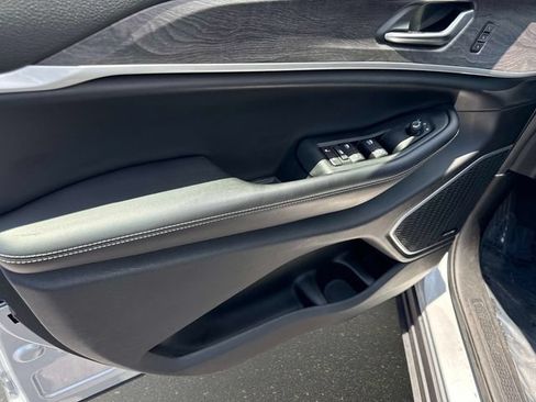 Used 2023 Jeep Grand Cherokee 4WD 4xe image 16