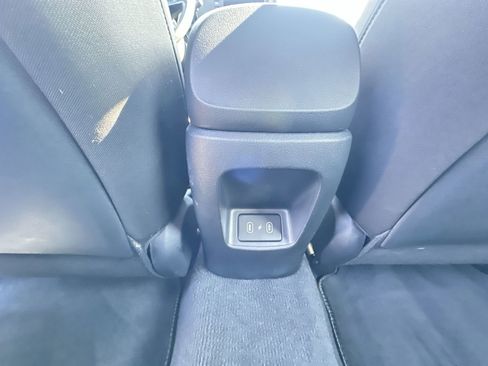 Used 2025 Hyundai Elantra Sport image 20