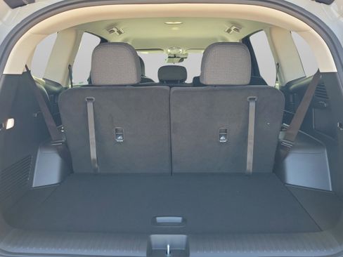 New 2026 Hyundai Ioniq 9 SE image 8