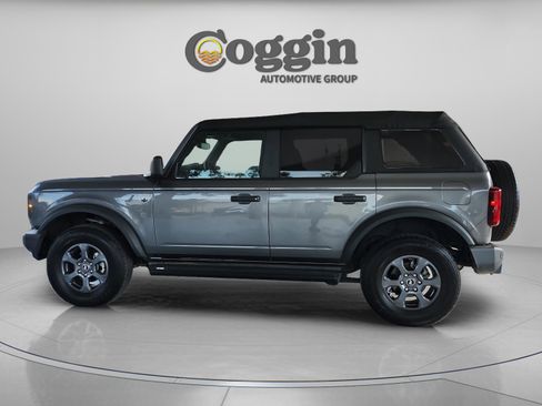 Used 2021 Ford Bronco Big Bend image 2