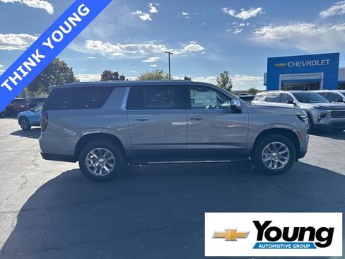 New 2026 Chevrolet Suburban Premier w/ Sun And Tow Package image 6