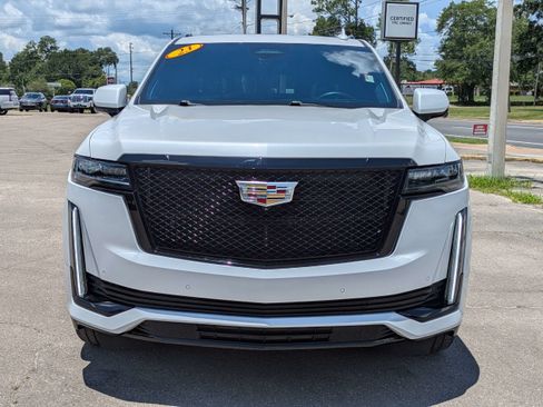 Used 2023 Cadillac Escalade ESV Sport Platinum RWD image 9