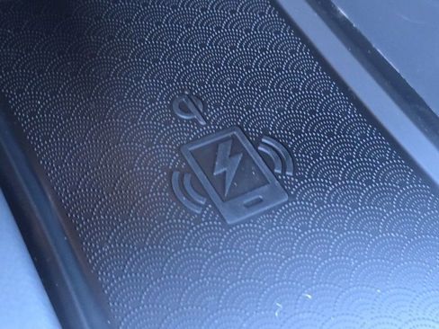 Certified 2025 INFINITI QX60 Luxe w/ Black Edition image 8