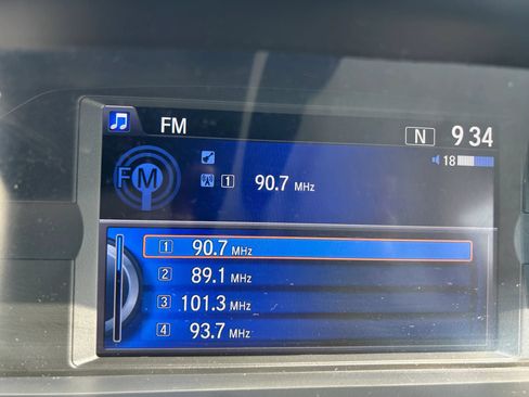 Used 2014 Honda Odyssey EX-L image 24