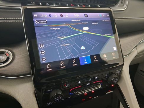 Used 2023 Jeep Grand Cherokee Overland w/ Adv Protech Group III image 26