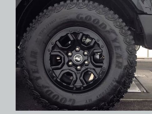 Used 2024 Ford Bronco Wildtrak AWD/4WD image 11