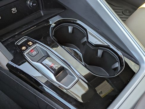 Used 2025 Audi Q5 Premium Plus w/ Premium Plus AWD/4WD image 20