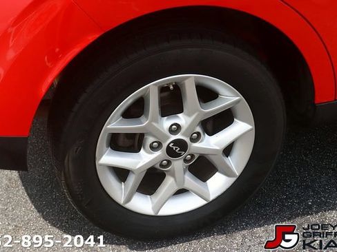 Certified 2024 Kia Soul LX w/ Option Group 015 FWD image 8