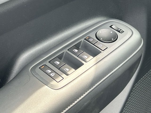Used 2026 Hyundai Santa Fe SEL FWD image 23