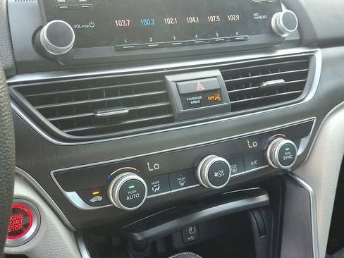 Used 2018 Honda Accord LX image 15