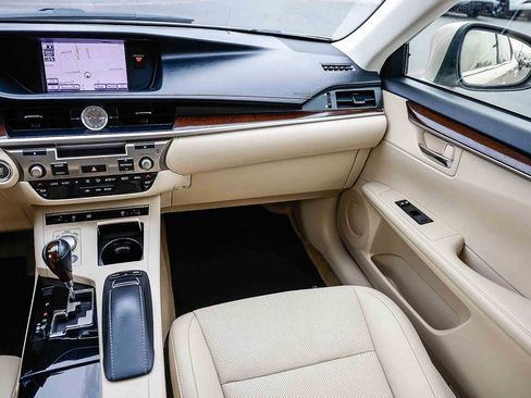 Used 2013 Lexus ES 350 image 15