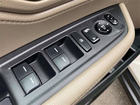 Used 2019 Honda Odyssey EX-L image 14