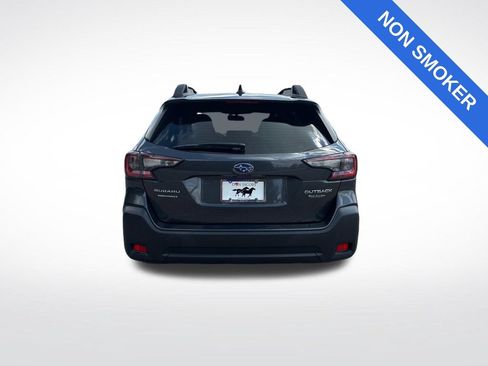 Used 2024 Subaru Outback AWD/4WD image 4