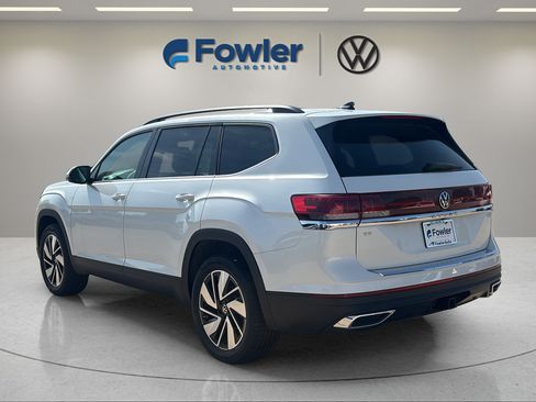 New 2026 Volkswagen Atlas SE FWD image 5