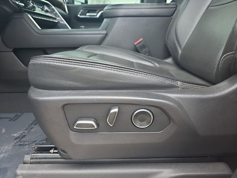 Used 2024 GMC Sierra 2500 Denali w/ Denali Reserve Package image 32