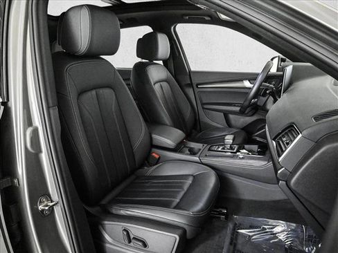 Used 2023 Audi Q5 2.0T Premium Plus w/ Premium Plus Package AWD/4WD image 22