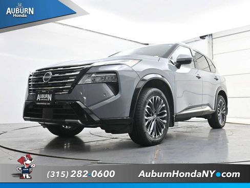 Used 2024 Nissan Rogue Platinum w/ Platinum Premium Package AWD/4WD image 21