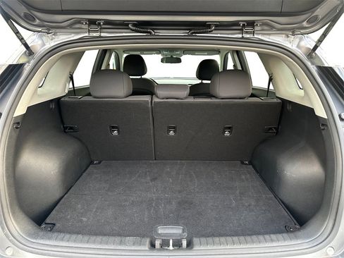 Used 2018 Kia Niro LX image 18