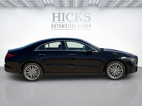 Used 2026 Mercedes-Benz CLA 250 image 4