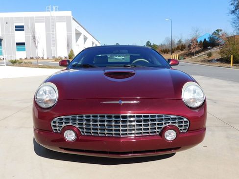 Used 2004 Ford Thunderbird image 3