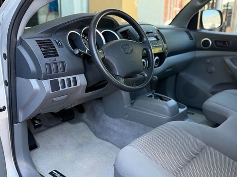 Used 2006 Toyota Tacoma 2WD Regular Cab image 10