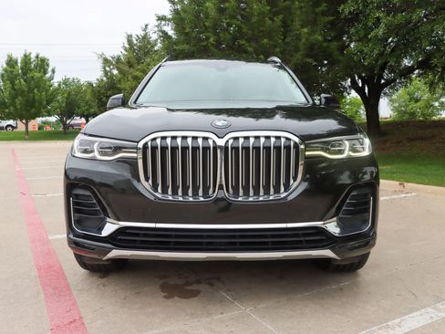 Used 2019 BMW X7 xDrive40i w/ Premium Package AWD/4WD image 2