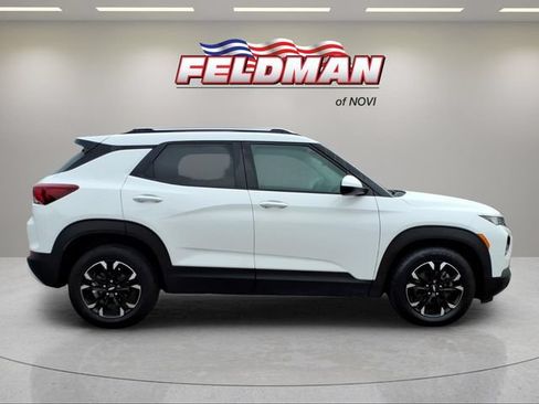 Used 2022 Chevrolet TrailBlazer LT w/ Convenience Package FWD image 7