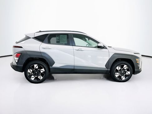 Used 2025 Hyundai Kona SEL AWD/4WD image 10