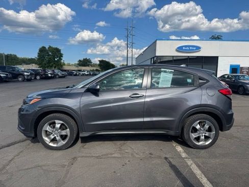 Used 2022 Honda HR-V LX image 5