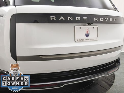 Used 2025 Land Rover Range Rover SE image 23