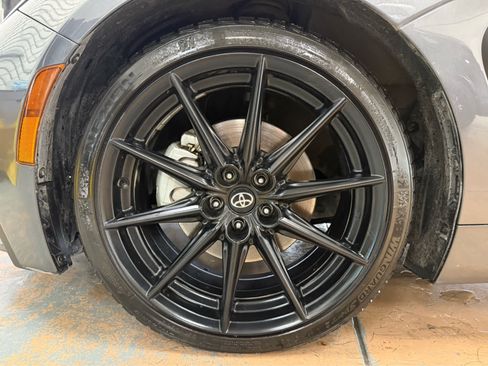 Used 2024 Toyota GR86 Premium RWD image 12