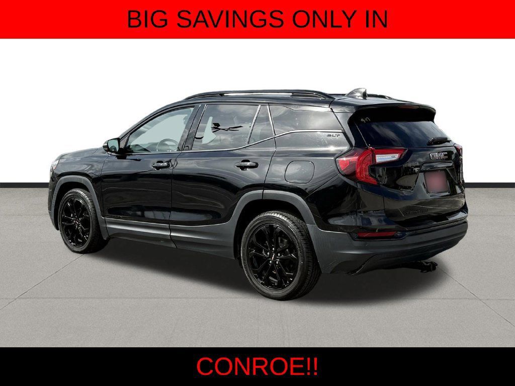 Used 2022 GMC Terrain SLT w/ Tech Package FWD image 7
