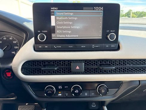 Used 2024 Honda HR-V LX image 11