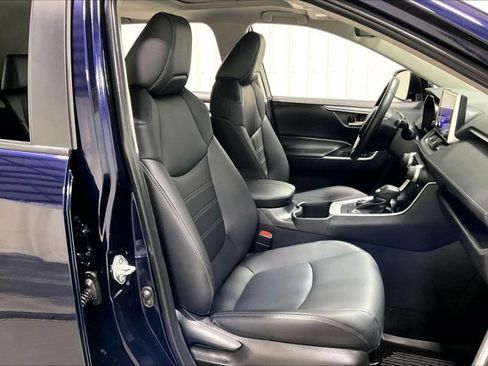 Used 2024 Toyota RAV4 XLE Premium w/ Weather Package image 7
