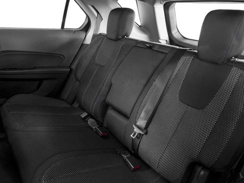 Used 2017 Chevrolet Equinox LS image 9