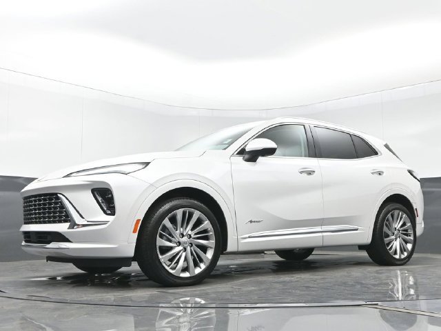 Used 2025 Buick Envision Avenir AWD/4WD image 21