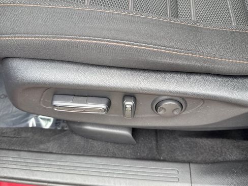 Used 2025 Honda CR-V Sport image 13