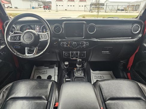 Used 2021 Jeep Wrangler Unlimited Sahara w/ Cold Weather Group image 12