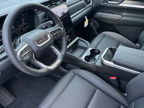 New 2026 GMC Terrain Elevation w/ Elevation Premium Package image 11