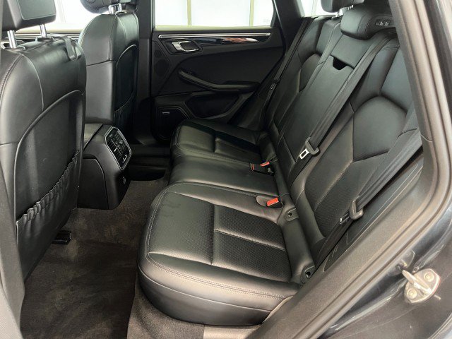 Used 2017 Porsche Macan S AWD/4WD image 25