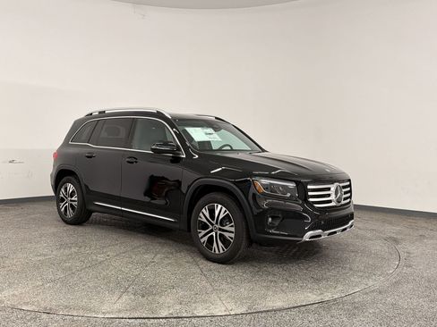 Used 2026 Mercedes-Benz GLB 250 image 7