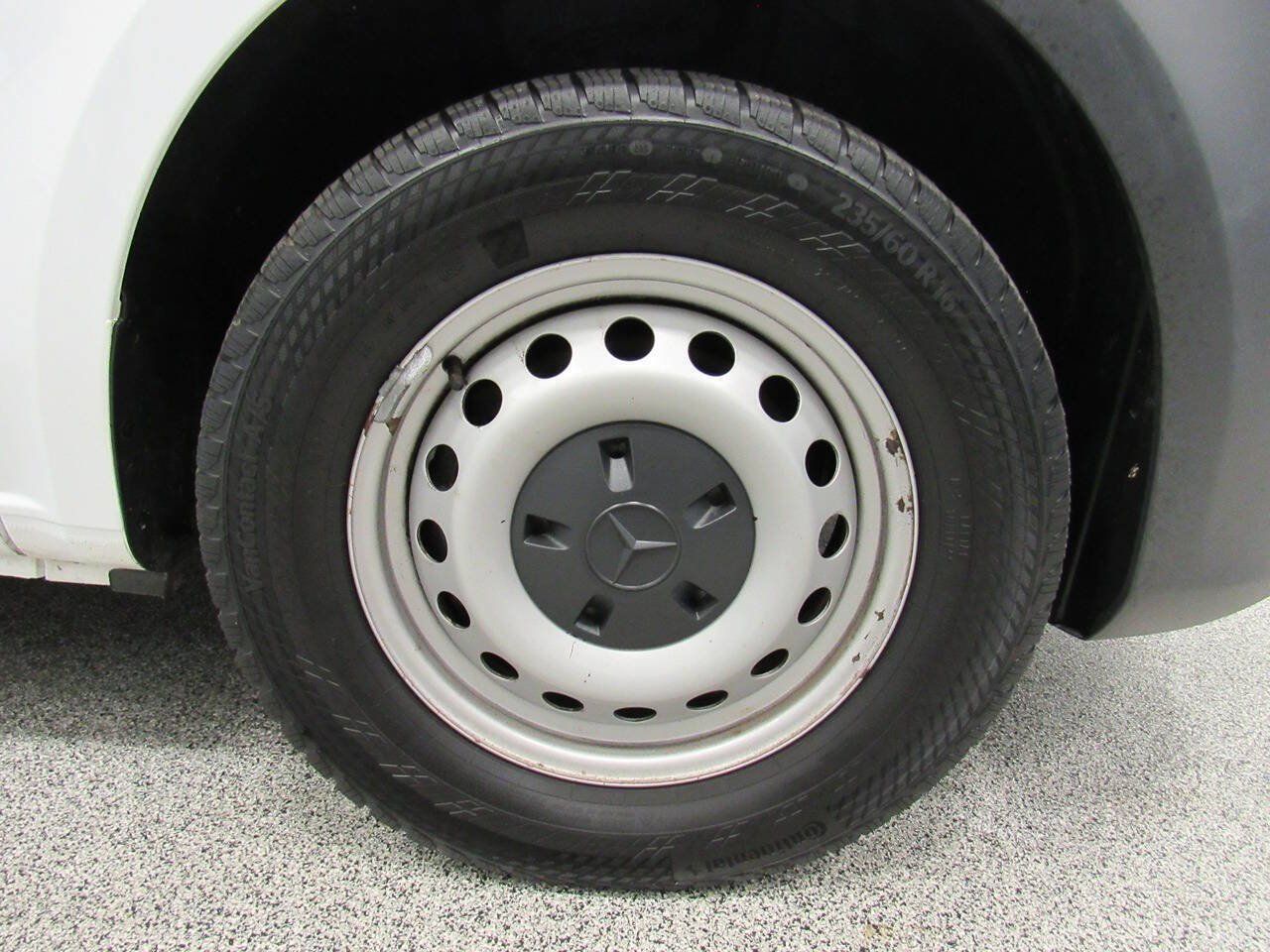 Used 2022 Mercedes-Benz Metris image 13