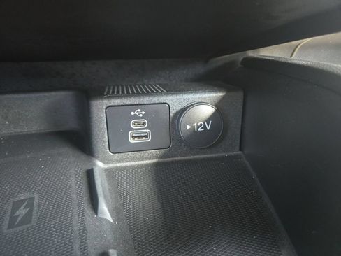Used 2024 Ford Escape Platinum AWD/4WD image 35