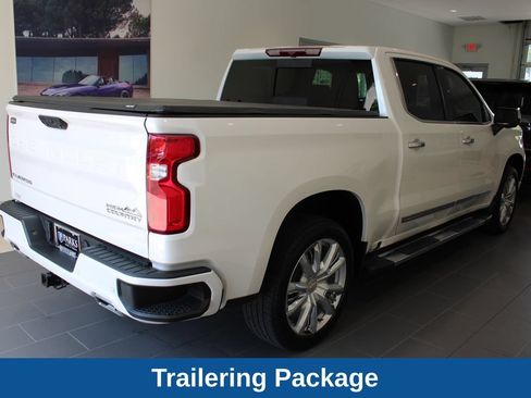 Used 2024 Chevrolet Silverado 1500 High Country w/ High Country Premium Package AWD/4WD image 22