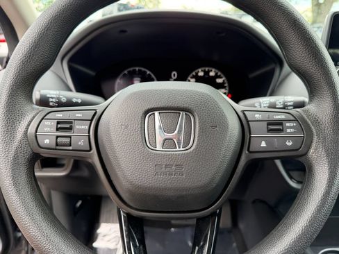 Certified 2025 Honda HR-V LX image 20