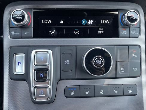 Used 2024 Hyundai Palisade Calligraphy FWD image 21